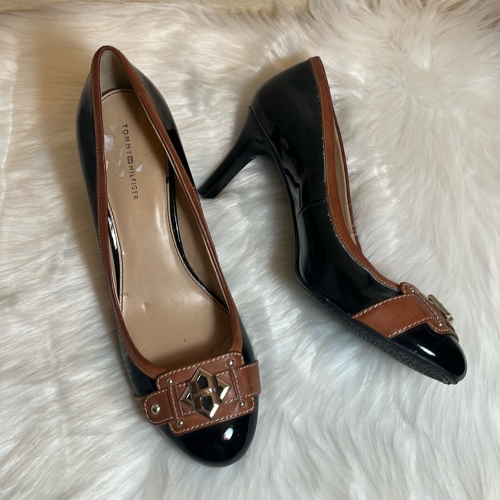 Tommy Hilfiger Black Brown 3” Heels